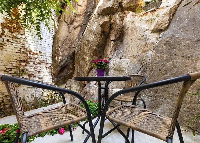 The Old Town Vintage 2-bedroom Jewel By Flat Mаnager Plovdiv