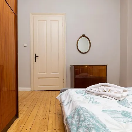 The Old Town Vintage 2-bedroom Jewel By Flat Mаnager *